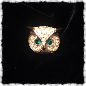 VINTAGE OWL BROOCH